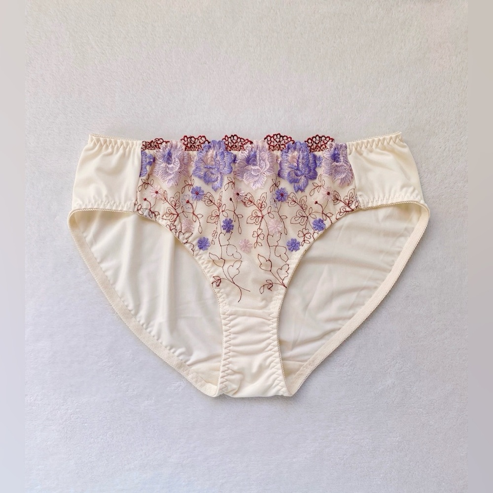 Japanese High Quality Classic Floral Embroidery Smooth Nylon Panties JP-3L